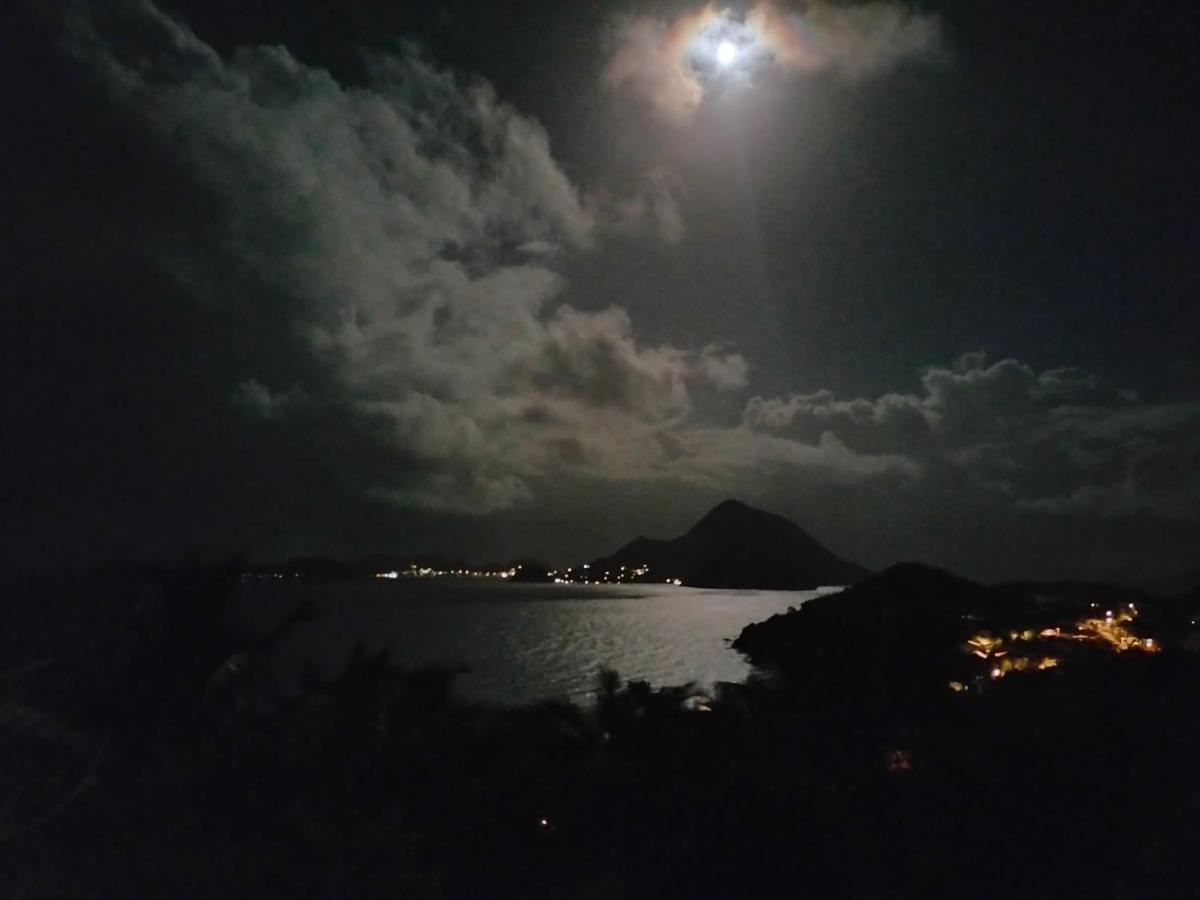 Les Hauts De La Baie Terre-de-Bas Esterno foto